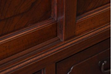 【N様ご成約済・ご決済用】和製アンティーク　前面ケヤキ材　共縁仕上げ　3尺　意匠や木目が目を引く関東水屋タンス(重ね箪笥、食器棚)