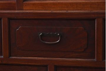 【N様ご成約済・ご決済用】和製アンティーク　前面ケヤキ材　共縁仕上げ　3尺　意匠や木目が目を引く関東水屋タンス(重ね箪笥、食器棚)