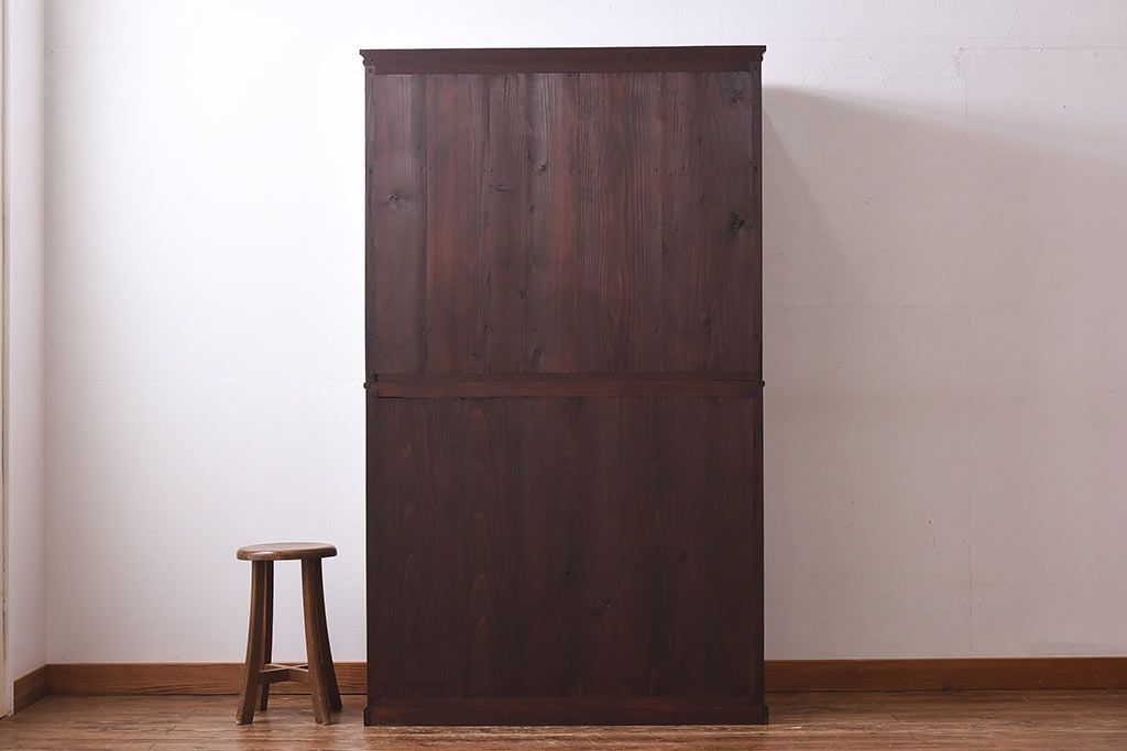 【N様ご成約済・ご決済用】和製アンティーク　前面ケヤキ材　共縁仕上げ　3尺　意匠や木目が目を引く関東水屋タンス(重ね箪笥、食器棚)