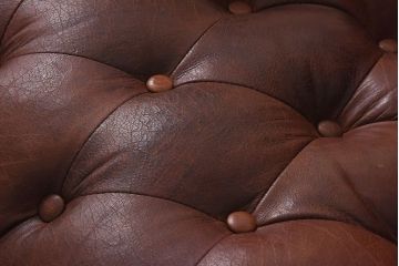 ヴィンテージ家具　フランスビンテージ　気品と渋さが漂うチェスターフィールドシングルソファ(アームチェア、一人掛け)