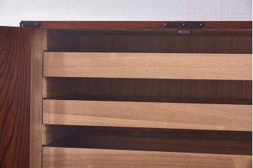 中古　岩谷堂箪笥　開き牡丹・羽牡丹　みちのくA2型衣装箪笥(和タンス、整理箪笥)