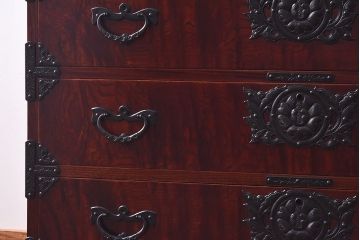 中古　岩谷堂箪笥　開き牡丹・羽牡丹　みちのくA2型衣装箪笥(和タンス、整理箪笥)