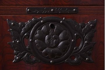 中古　岩谷堂箪笥　開き牡丹・羽牡丹　みちのくA2型衣装箪笥(和タンス、整理箪笥)