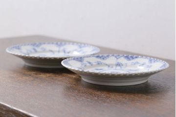 中古　ROYAL COPENHAGEN(ロイヤルコペンハーゲン)　17.5cm　ブルーフルーテッドフルレース　プレート2枚セット(洋食器)(定価約6万5千円)(2)