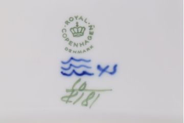 アンティーク雑貨　中古　ROYAL COPENHAGEN(ロイヤルコペンハーゲン)　ブルーフラワー　プレイン　スクエアプレート(トレイ、洋食器)(1)