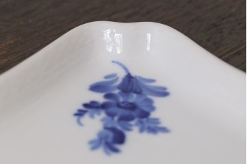 アンティーク雑貨　中古　ROYAL COPENHAGEN(ロイヤルコペンハーゲン)　ブルーフラワー　プレイン　スクエアプレート(トレイ、洋食器)(2)