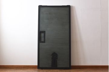 昭和期　シンプルなデザインで味わい深いペイント鉄扉(引き戸、建具)