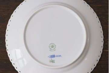 中古　ROYAL COPENHAGEN(ロイヤルコペンハーゲン)　19.5cm　ブルーフルーテッドフルレース　プレート2枚セット(洋食器)(定価約6万5千円)(2)