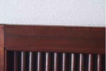 和製アンティーク　ヒノキ・ケヤキ材使用　モダンな雰囲気にも馴染む蔵戸(引き戸、建具、玄関戸)