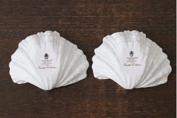 中古　イギリス Wedgwood(ウェッジウッド)　NAUTILUS(ノーチラス)　シェル型　ナッツディッシュ2枚セット(プレート)