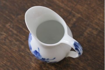 アンティーク雑貨　中古　ROYAL COPENHAGEN(ロイヤルコペンハーゲン)　ブルーフラワー　ジャグS(ミルクポット)(1)