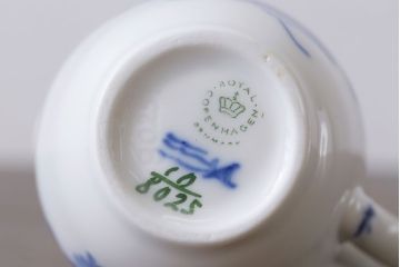 アンティーク雑貨　中古　ROYAL COPENHAGEN(ロイヤルコペンハーゲン)　ブルーフラワー　ジャグS(ミルクポット)(1)