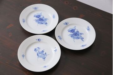 中古　ROYAL COPENHAGEN(ロイヤルコペンハーゲン)　ブルーフラワー　プレイン　25.5cmプレート3枚セット(大皿)