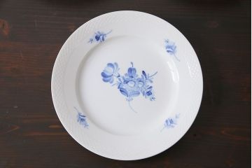 中古　ROYAL COPENHAGEN(ロイヤルコペンハーゲン)　ブルーフラワー　プレイン　25.5cmプレート3枚セット(大皿)