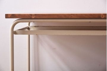 伸縮式で使い勝手の良いリメイクサイドワゴン(トロリー、サイドデスク)