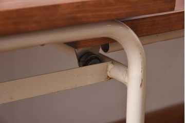 伸縮式で使い勝手の良いリメイクサイドワゴン(トロリー、サイドデスク)