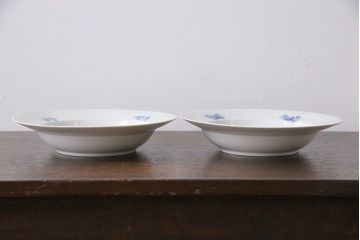 アンティーク雑貨　中古　ROYAL COPENHAGEN(ロイヤルコペンハーゲン)　ブルーフラワー　プレイン　23.5cmスープディッシュ2枚セット(ディーププレート)(1)