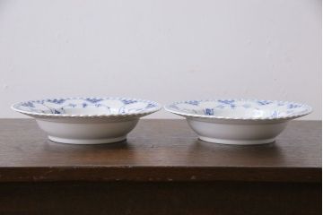 中古　ROYAL COPENHAGEN(ロイヤルコペンハーゲン)　ブルーフルーテッド　フルレース　23cmスープディッシュ2枚セット(ディーププレート)(定価約7万5千円)(1)