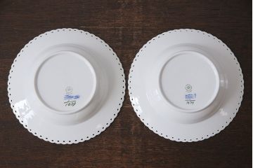 中古　ROYAL COPENHAGEN(ロイヤルコペンハーゲン)　ブルーフルーテッド　フルレース　23cmスープディッシュ2枚セット(ディーププレート)(定価約7万5千円)(3)