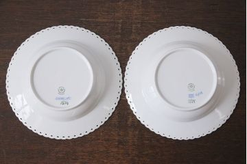 中古　ROYAL COPENHAGEN(ロイヤルコペンハーゲン)　ブルーフルーテッド　フルレース　23cmディーププレート2枚セット(スープディッシュ)(定価約7万5千円)(2)