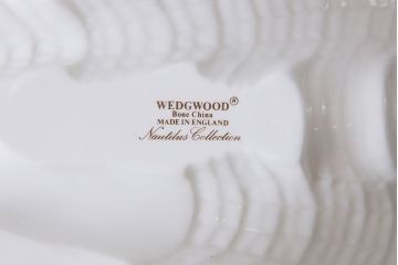 アンティーク雑貨　中古　イギリス Wedgwood(ウェッジウッド)　NAUTILUS(ノーチラス)　シェルプレート・大(ディッシュ)(1)