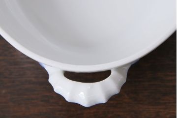 アンティーク雑貨　中古　ROYAL COPENHAGEN(ロイヤルコペンハーゲン)　ブルーフラワー　プレイン　蓋付きオーバルディッシュ(カーブ、ボウル)(1)