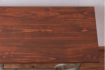 当店リメイク　オリジナルペイント　ジャンクスタイルにおすすめなキャスター付きサイドテーブル(作業台)