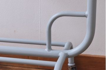 当店リメイク　フレンチナチュラルにぴったりなキャスター付きペイントサイドテーブル(作業台)(1)