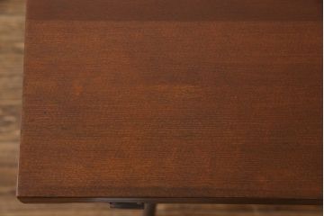 ヒバ材使用　リメイク　インダストリアルな空間作りにおすすめの鉄脚テーブル(サイドテーブル、カフェテーブル)