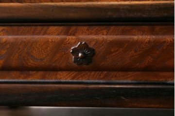 アンティーク家具　極上品!　指物　黒柿材・ケヤキ玉杢材　秀逸な素材と技が詰め込まれた卓上戸棚(小物収納)