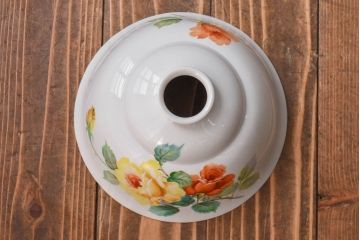 オールドノリタケ・則武(日陶)　ローズ(薔薇)　鮮やかな絵柄が目を引く電笠(天井照明、シェード)
