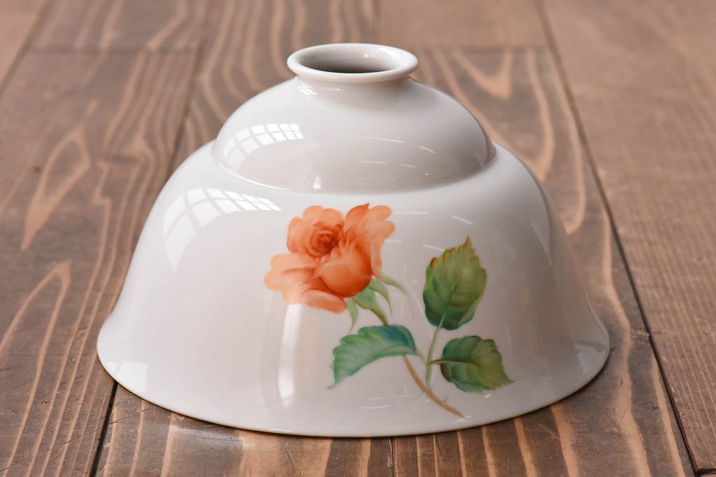 オールドノリタケ・則武(日陶)　ローズ(薔薇)　鮮やかな絵柄が目を引く電笠(天井照明、シェード)