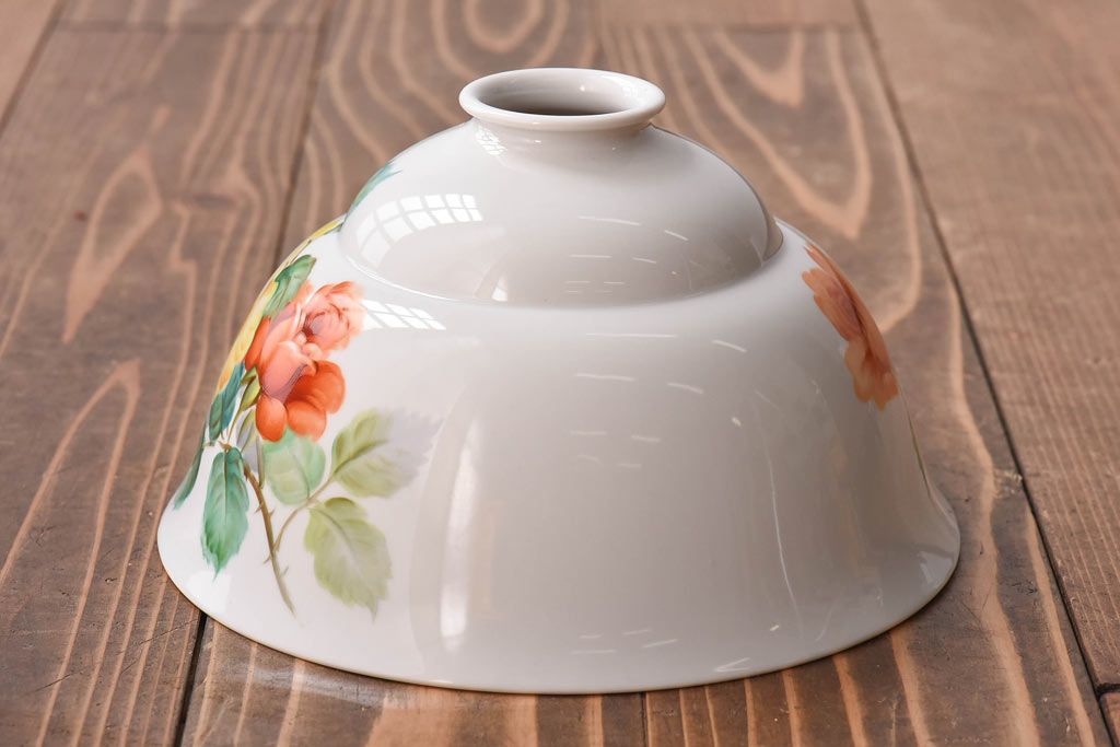オールドノリタケ・則武(日陶)　ローズ(薔薇)　鮮やかな絵柄が目を引く電笠(天井照明、シェード)