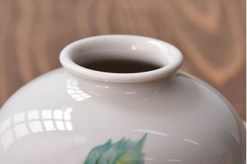 オールドノリタケ・則武(日陶)　ローズ(薔薇)　鮮やかな絵柄が目を引く電笠(天井照明、シェード)