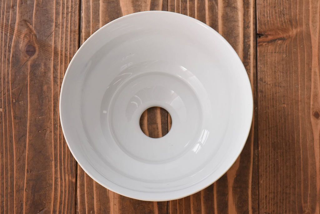 オールドノリタケ・則武(日陶)　ローズ(薔薇)　鮮やかな絵柄が目を引く電笠(天井照明、シェード)