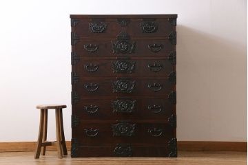 中古美品　岩谷堂箪笥　はやて1号　かくし付き　羽牡丹の金具が目を引く和タンス(整理箪笥、衣装箪笥、チェスト)(定価約42万円)