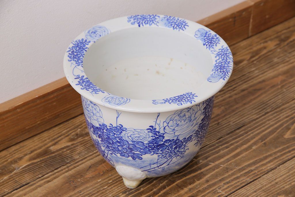 アンティーク雑貨　昭和初期　牡丹の図　脚付きのシルエットが目を引く植木鉢