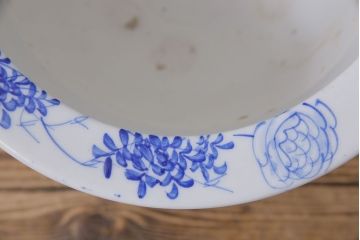 アンティーク雑貨　昭和初期　牡丹の図　脚付きのシルエットが目を引く植木鉢