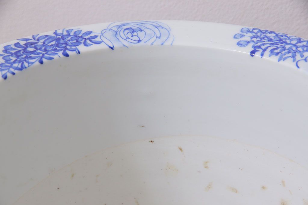 アンティーク雑貨　昭和初期　牡丹の図　脚付きのシルエットが目を引く植木鉢