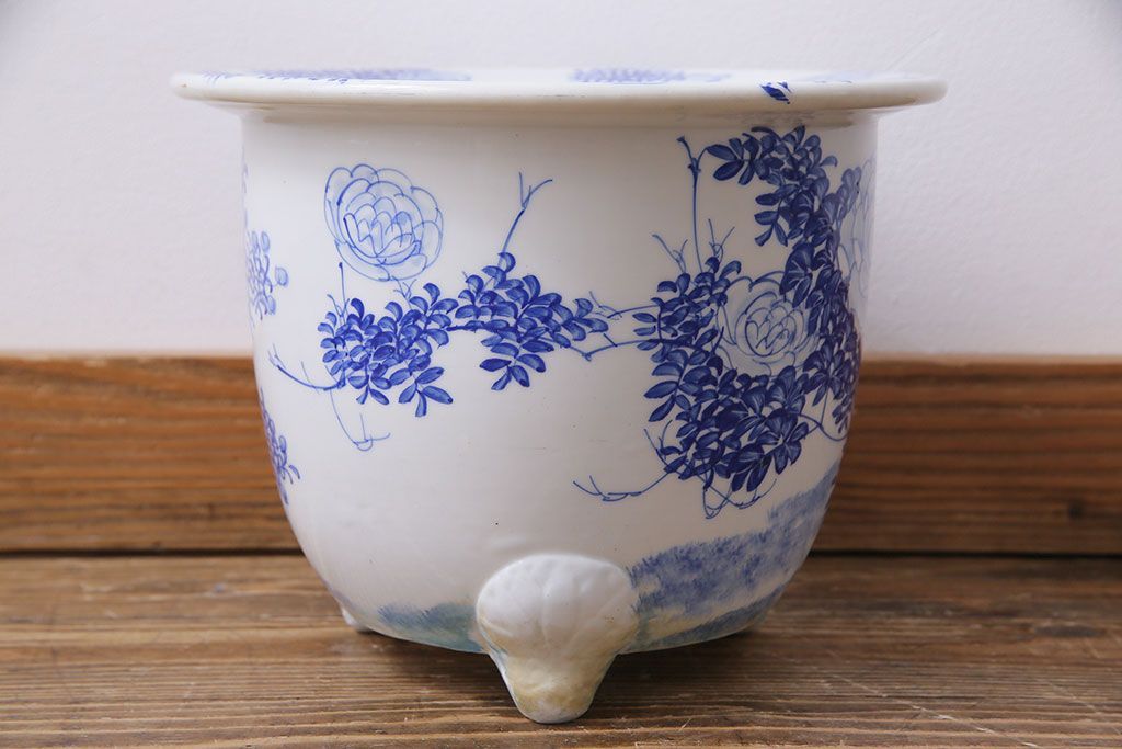 アンティーク雑貨　昭和初期　牡丹の図　脚付きのシルエットが目を引く植木鉢