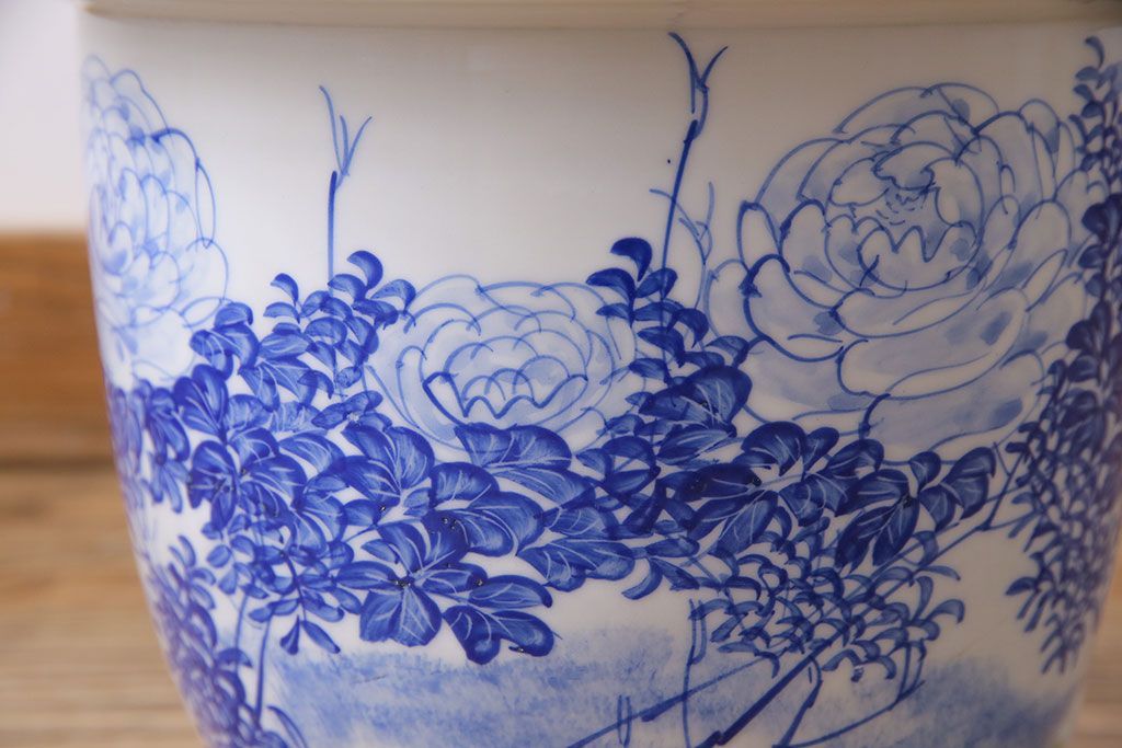 アンティーク雑貨　昭和初期　牡丹の図　脚付きのシルエットが目を引く植木鉢