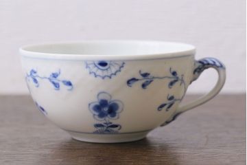 アンティーク雑貨　中古　B&G(ビング オー グレンダール)　コペンハーゲン　Butterfly(バタフライ)　カップ&ソーサー2客セット(洋食器)