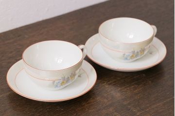 オールドノリタケ(則武・日陶)　ヤジロベー印　ポップな色合いが可愛らしいカップ&ソーサー2客セット(洋食器)(3)