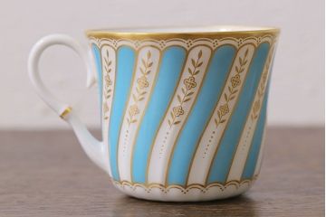 アンティーク雑貨　中古　ノリタケ(Noritake、則武)　ダイヤモンドコレクション印　カップ&ソーサー2客セット(洋食器)