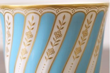 アンティーク雑貨　中古　ノリタケ(Noritake、則武)　ダイヤモンドコレクション印　カップ&ソーサー2客セット(洋食器)