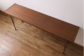 アンティーク家具　ラワン材製　天板一枚板　シンプルな鉄脚テーブル(3)