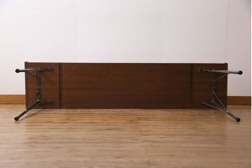 アンティーク家具　ラワン材製　天板一枚板　シンプルな鉄脚テーブル(3)