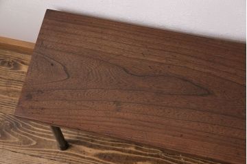 ケヤキ材一枚板　杢目が魅力的なリメイク鉄脚ベンチ(板座チェア、椅子)(2)