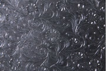 花模様プレスガラス入り　希少な花模様のプレスガラスが目を引く帯戸(ガラス帯戸、ガラス戸、引き戸、建具)2枚セット