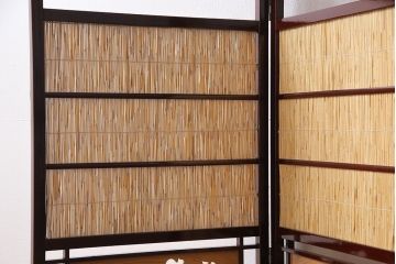 アンティーク雑貨　昭和中期　透かし彫りが上品な四連折り畳み式パーテーション(衝立、仕切り)